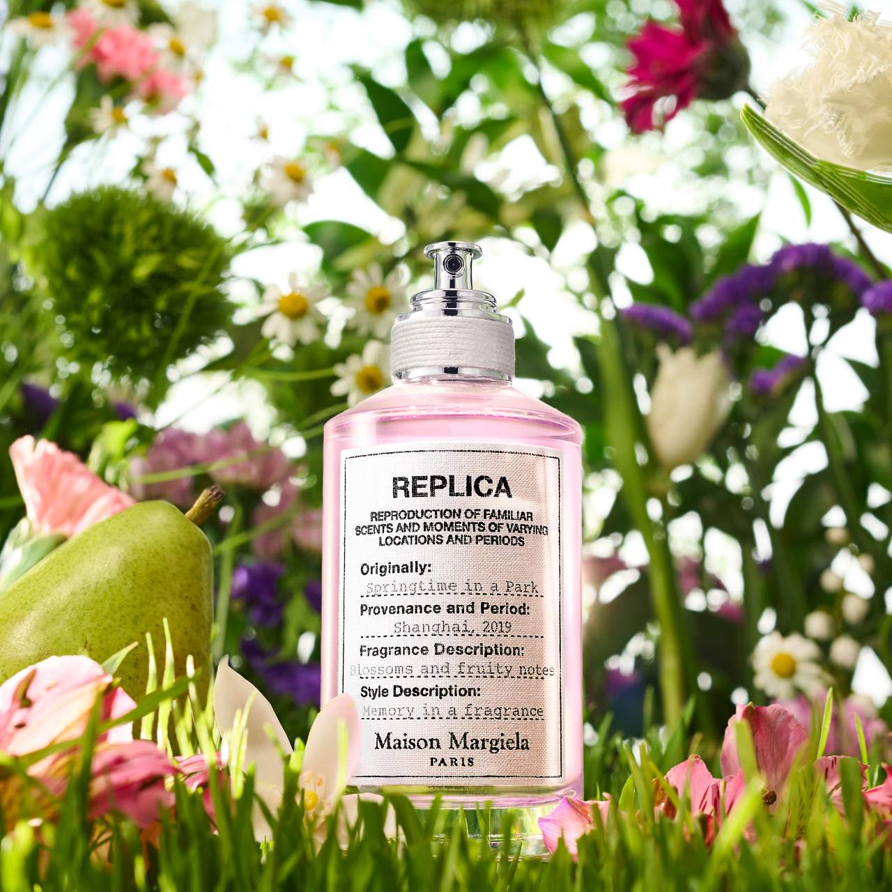 Replica' Springtime In A Park Eau De Toilette With Pear