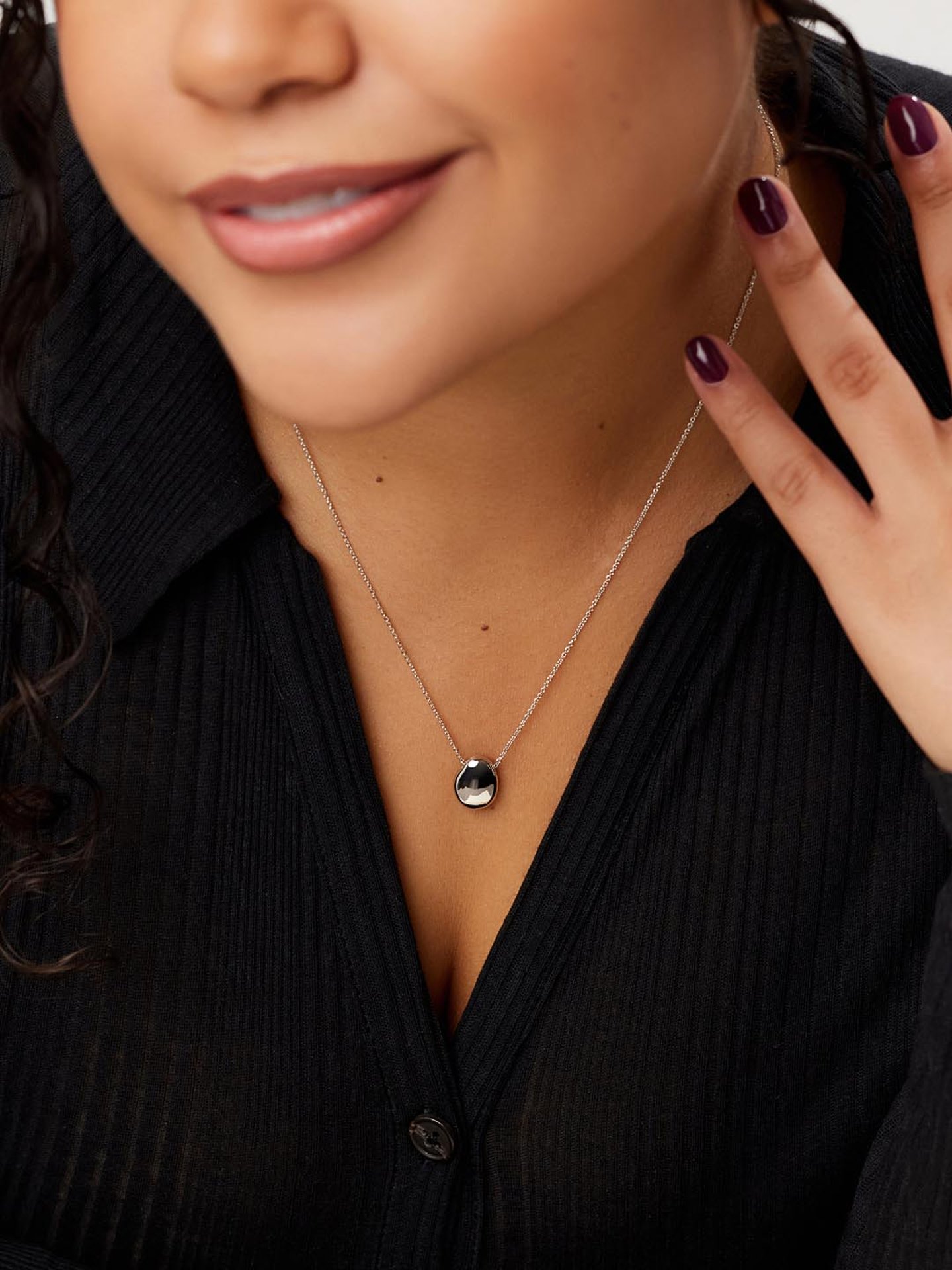 Mini Pebble Pendant Necklace - Silver | Oprah Daily Shop
