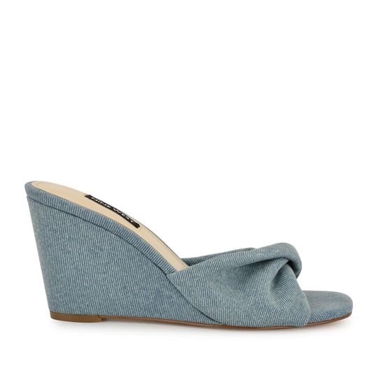 Nine West Women's Toniann3 Black M | Oprah Daily Shop Nine West Women's Toniann3 Black M | Oprah Daily Shop